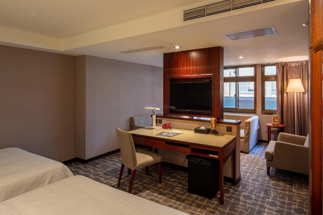 Rich & Free Hotel - Kaifeng 富逸旅趣-北車開封館 Taipei Eksteriør bilde