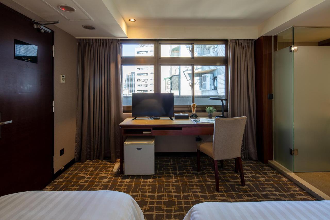 Rich & Free Hotel - Kaifeng 富逸旅趣-北車開封館 Taipei Eksteriør bilde