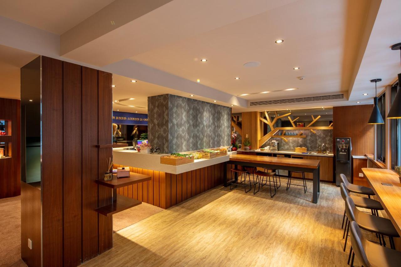 Rich & Free Hotel - Kaifeng 富逸旅趣-北車開封館 Taipei Eksteriør bilde