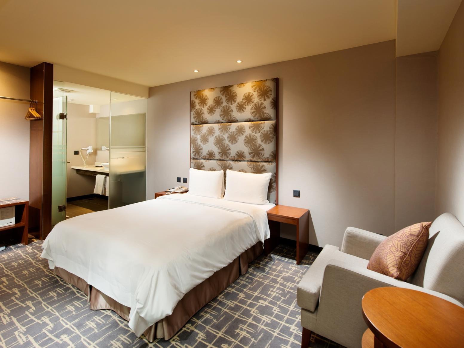 Rich & Free Hotel - Kaifeng 富逸旅趣-北車開封館 Taipei Eksteriør bilde