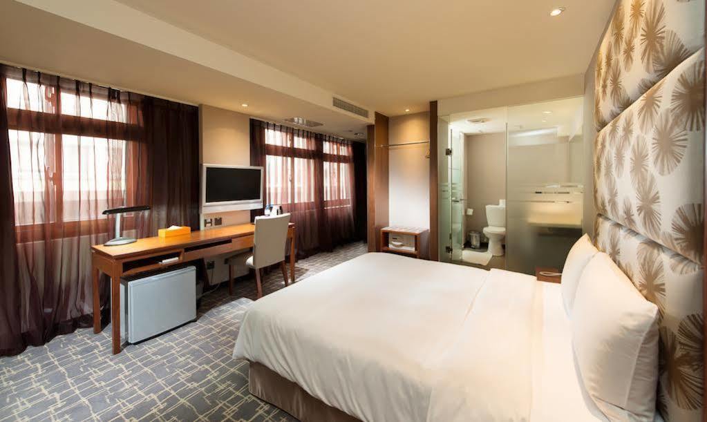 Rich & Free Hotel - Kaifeng 富逸旅趣-北車開封館 Taipei Eksteriør bilde